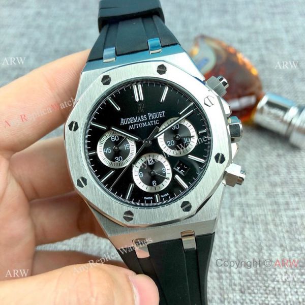 Replica Audemars Piguet Royal Oak Automatic Watches SS Rubber Strap Replica Audemars Piguet Royal Oak Automatic Watches SS Rubber Strap