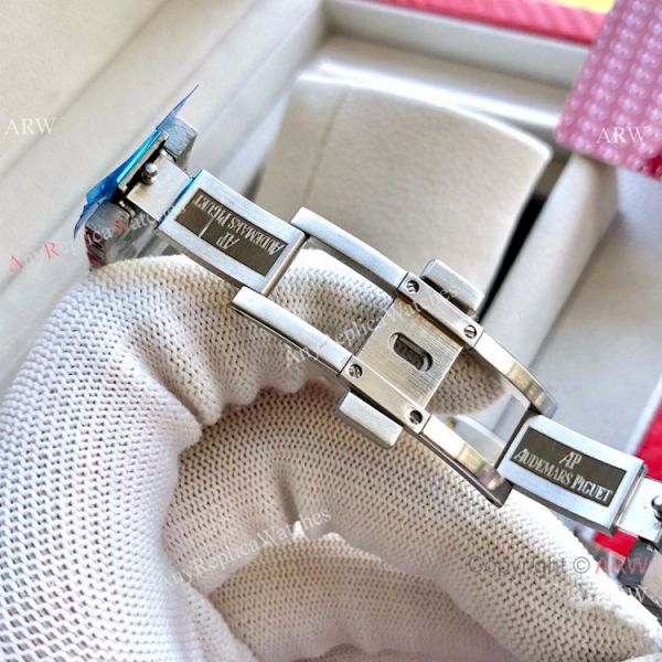 2021 New Replica Audemars Piguet Royal Oak Jumbo Yoshida Watch For Sale 2021 New Replica Audemars Piguet Royal Oak Jumbo Yoshida Watch For Sale