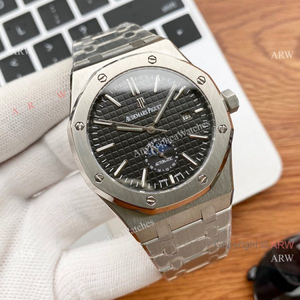 Buy Copy Replica Audemars Piguet Royal Oak Moonphase Watches 43mm Buy Copy Replica Audemars Piguet Royal Oak Moonphase Watches 43mm