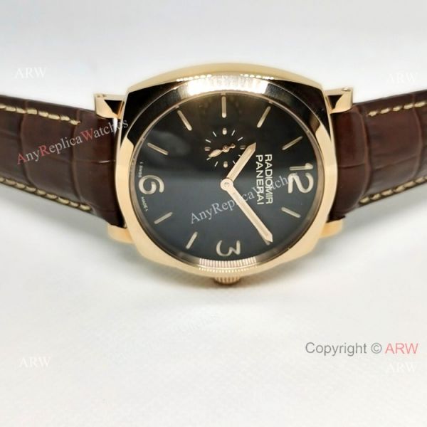 Panerai Radiomir PAM 513 Replica Watch Rose Gold 44mm Panerai Radiomir PAM 513 Replica Watch Rose Gold 44mm