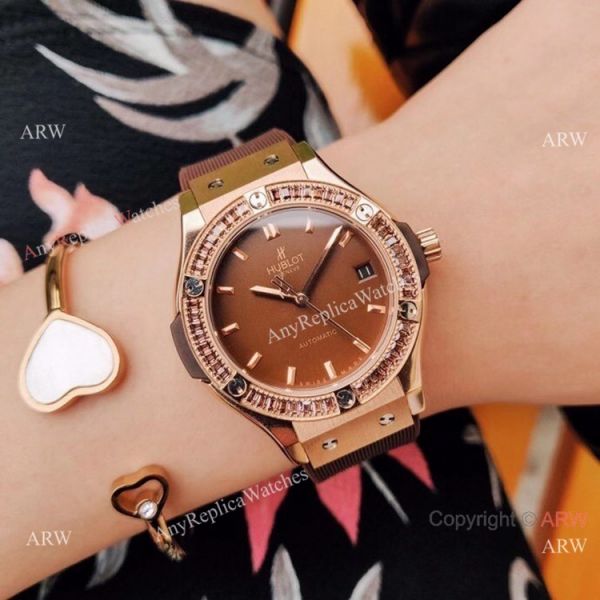 Replica Hublot Big Bang Green Diamond Watche Women Size Replica Hublot Big Bang Green Diamond Watche Women Size