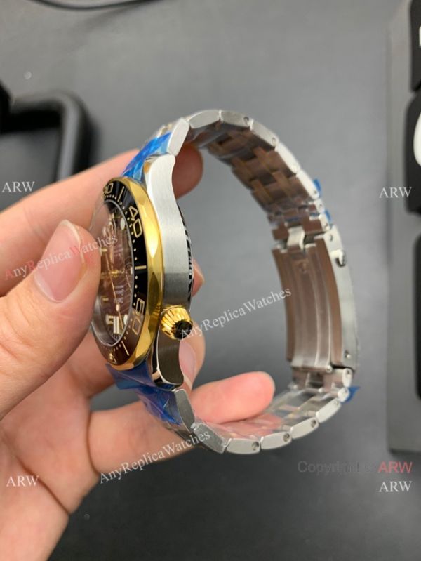 VS Factory Omega Seamaster Diver 300m VS 8800 Watch Two Tone Black Dial VS Factory Omega Seamaster Diver 300m VS 8800 Watch Two Tone Black Dial