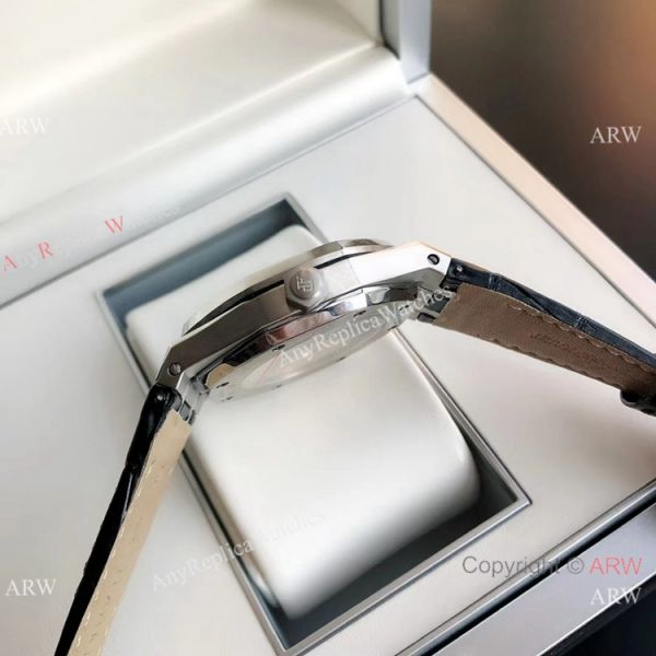 2021 NEW! Clone Audemars Piguet Royal Oak Jumbo Watch Green Leather Strap 2021 NEW! Clone Audemars Piguet Royal Oak Jumbo Watch Green Leather Strap