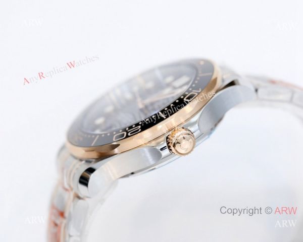 2021 Latest Swiss Grade Copy Omega Seamaster Diver 300M 42mm Watch Two Tone Rose Gold OR 8800 Movement 2021 Latest Swiss Grade Copy Omega Seamaster Diver 300M 42mm Watch Two Tone Rose Gold OR 8800 Movement