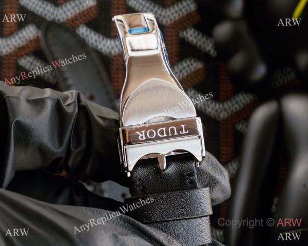 Copy Tudor Black Bay GMT Pepsi Bezel Black Leather Strap Watch Copy Tudor Black Bay GMT Pepsi Bezel Black Leather Strap Watch