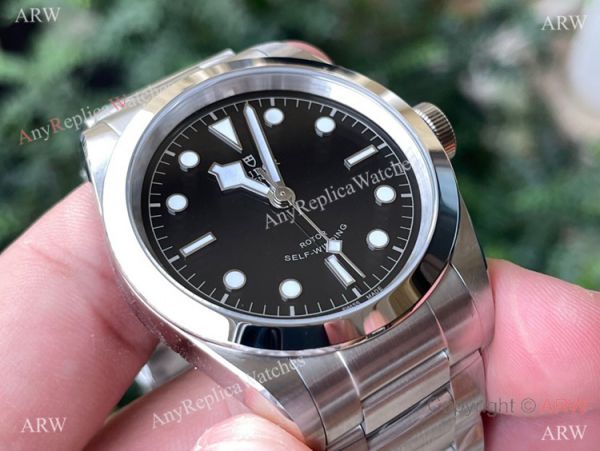 Swiss Replica Tudor Black Bay m79540 Watch Cal.2824 Movement Black Dial Swiss Replica Tudor Black Bay m79540 Watch Cal.2824 Movement Black Dial