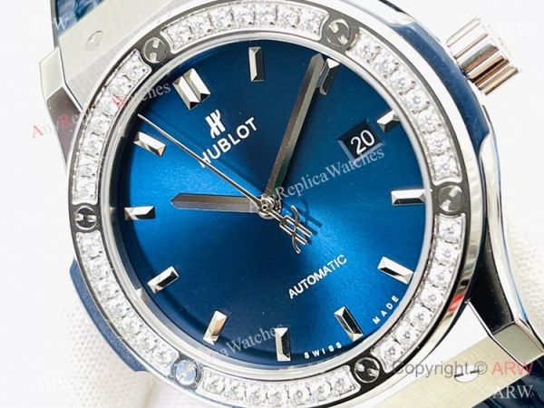 HB Factory V3 version Hublot Classic Fusion Swiss Hub1213 Watch Iced Out Silver Case Blue Dial HB Factory V3 version Hublot Classic Fusion Swiss Hub1213 Watch Iced Out Silver Case Blue Dial