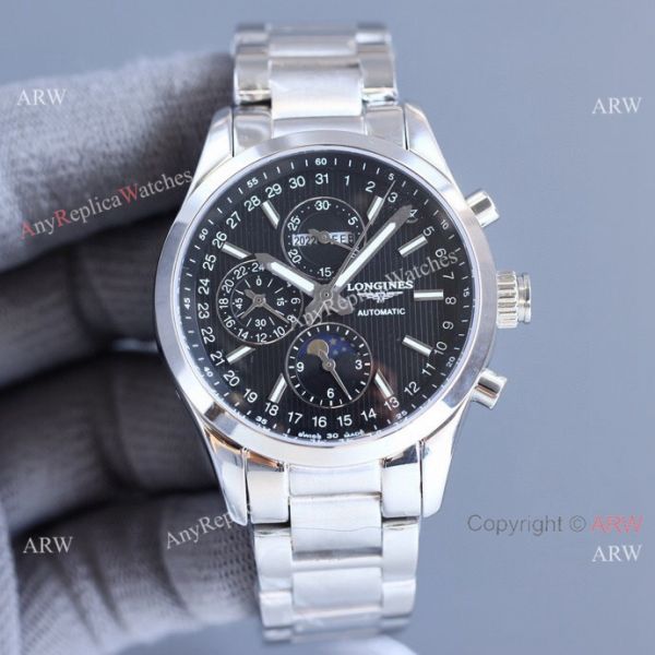 Replica Longines Master Collection 2-Tone Strap Moonphase Black Dial 40MM Watch Replica Longines Master Collection 2-Tone Strap Moonphase Black Dial 40MM Watch