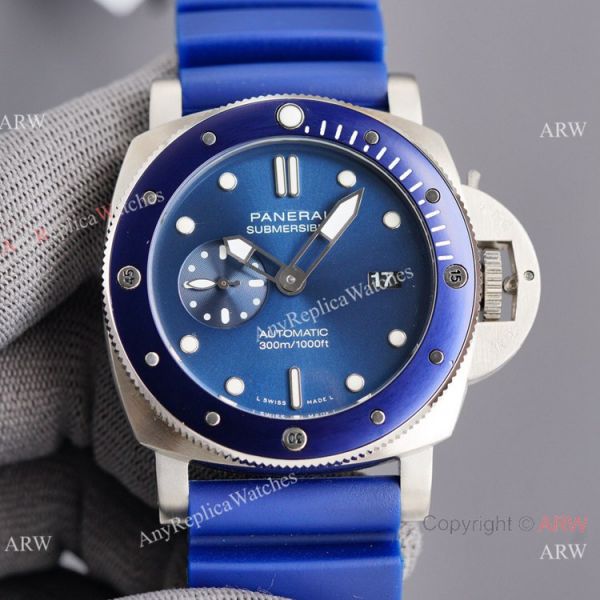 Copy Panerai Luminor Submersible Camo Rubber Strap Watch Pam1068 Copy Panerai Luminor Submersible Camo Rubber Strap Watch Pam1068