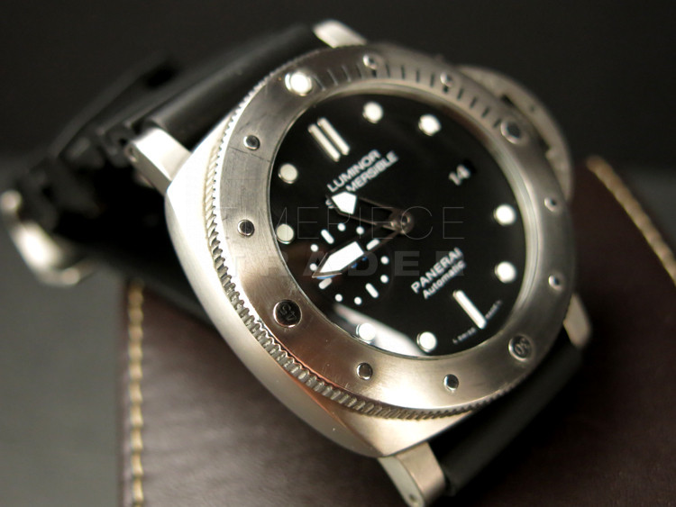 Panerai Luminor Submersible PAM1305 Titanium Automatic Panerai Luminor Submersible PAM1305 Titanium Automatic