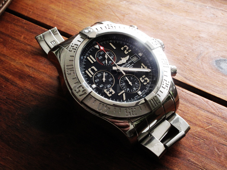 Breitling Super Avenger II A1337111/BC28 Stainless Steel Automatic Self-Winding Breitling Super Avenger II A1337111/BC28 Stainless Steel Automatic Self-Winding
