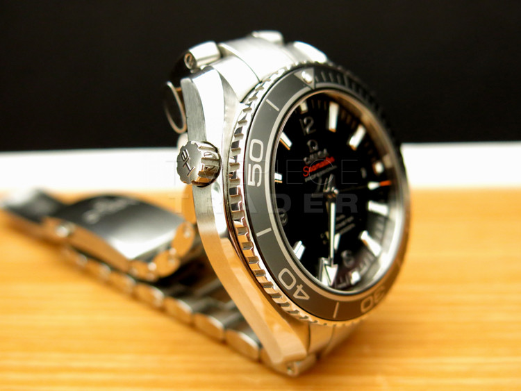 Omega Seamaster 232.30.42.21.01.001 Stainless Steel Self-winding Autonatic Omega Seamaster 232.30.42.21.01.001 Stainless Steel Self-winding Autonatic