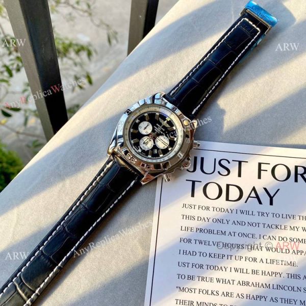 Clone Breitling Chronomat B01 Watch BlackYellow Rubber Strap Clone Breitling Chronomat B01 Watch BlackYellow Rubber Strap