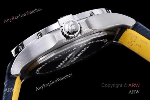 GF Factory Best Breitling Avenger 43 Automatic Watch With Blue Dial Replica GF Factory Best Breitling Avenger 43 Automatic Watch With Blue Dial Replica