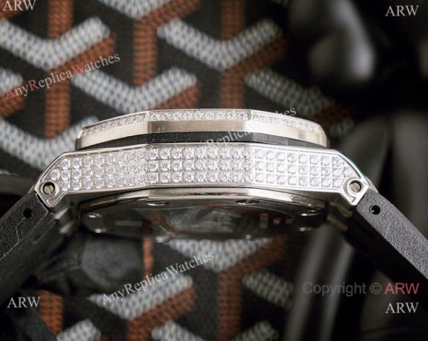 Knockoff Audemars Piguet Royal Oak Offshore Watch Iced Out White Face Knockoff Audemars Piguet Royal Oak Offshore Watch Iced Out White Face