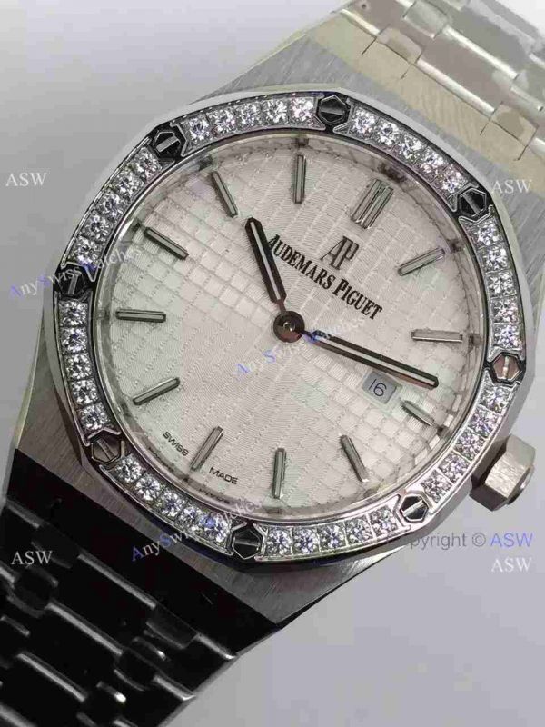Copy Swiss Audemars Piguet Royal Oak Diamond Bezel Watch SS White Dial Copy Swiss Audemars Piguet Royal Oak Diamond Bezel Watch SS White Dial