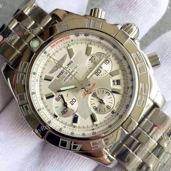 Replica Breitling Chronomat B01 SS Silver Dial Chronograph Watch Replica Breitling Chronomat B01 SS Silver Dial Chronograph Watch