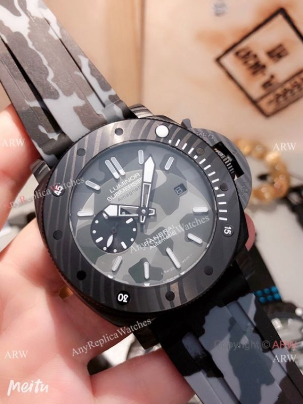 New Replica Panerai Luminor Submersible Men watches Carbotech Case Camouflage Face New Replica Panerai Luminor Submersible Men watches Carbotech Case Camouflage Face