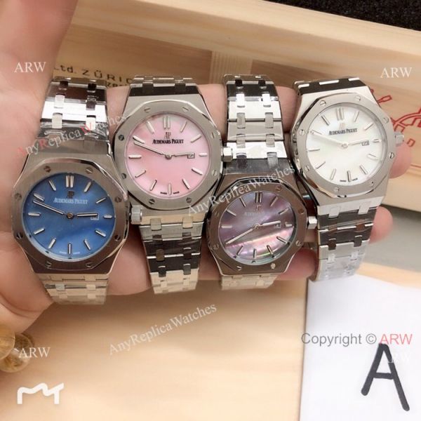 Copy Audemars Piguet Royal Oak 33mm Lady Watch Stainless Steel MOP Dial Copy Audemars Piguet Royal Oak 33mm Lady Watch Stainless Steel MOP Dial