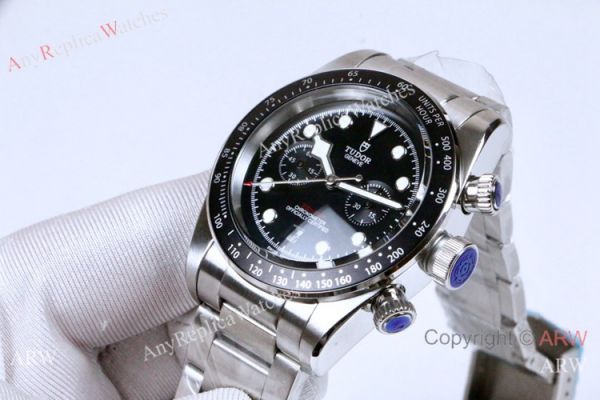 New Replica Tudor Heritage Black Bay Stainless Steel Watch 42mm New Replica Tudor Heritage Black Bay Stainless Steel Watch 42mm