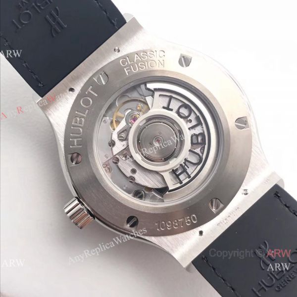 Swiss Hublot HUB1112 Titanium Case and Gray Watch Classic Fusion Series Swiss Hublot HUB1112 Titanium Case and Gray Watch Classic Fusion Series