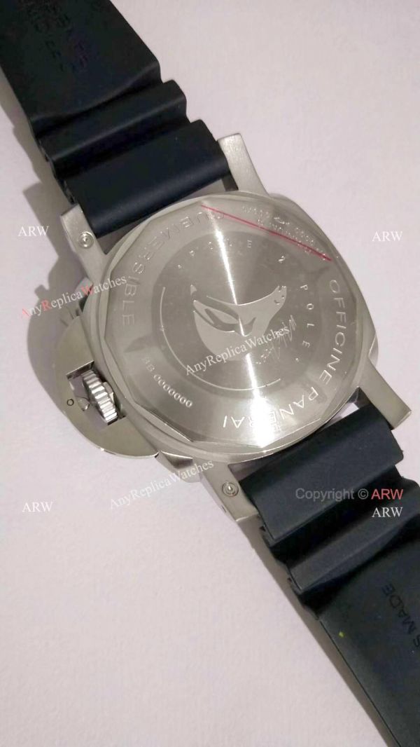 AAA Copy Panerai Luminor Submersible GMT PAM 719 Black Rubber Watch AAA Copy Panerai Luminor Submersible GMT PAM 719 Black Rubber Watch