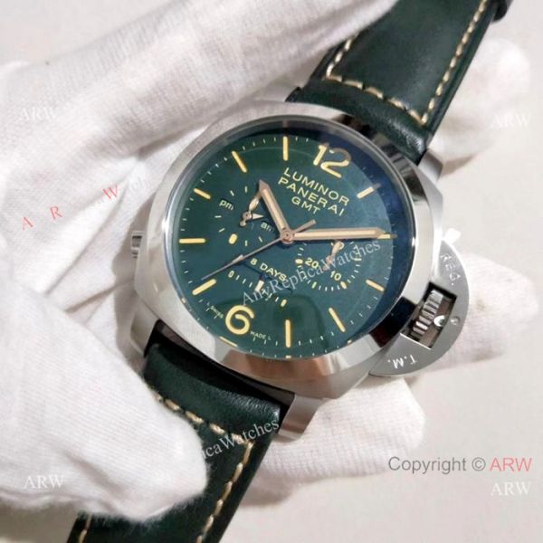 Replica Panerai Luminor Green Dial Green Leather Strap Watch Men Replica Panerai Luminor Green Dial Green Leather Strap Watch Men