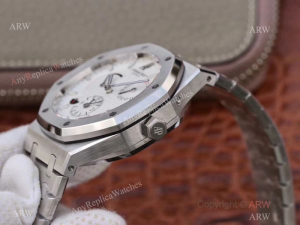 Swiss Grade Audemars Piguet Royal Oak GMT 2329 Watch Replica White Dial Swiss Grade Audemars Piguet Royal Oak GMT 2329 Watch Replica White Dial