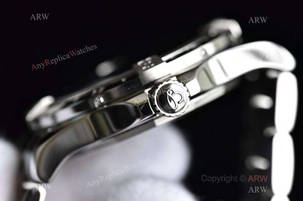 Copy Breitling Avenger II GMT Swiss 2836 Watch Stainless Steel White Dial Copy Breitling Avenger II GMT Swiss 2836 Watch Stainless Steel White Dial