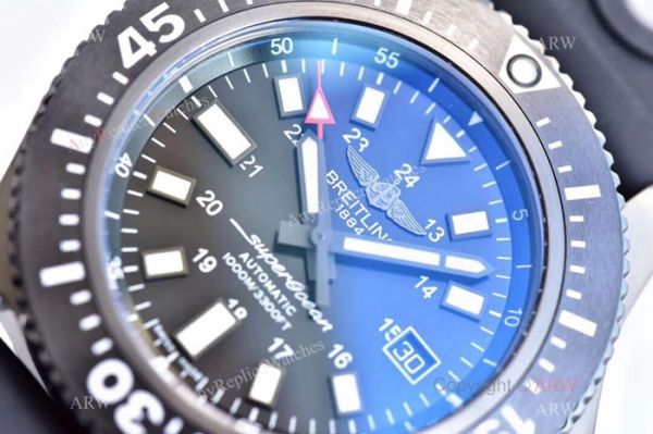 AAA Grade Breitling Superocean Swiss 2824 Watch Replica SS Black Bezel AAA Grade Breitling Superocean Swiss 2824 Watch Replica SS Black Bezel