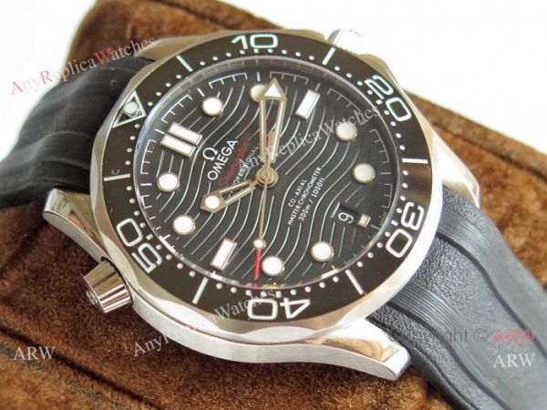 (OM)Swiss Omega Seamaster Diver 300m Omega 8800 Movement watch Black Dial Black Rubber Strap (OM)Swiss Omega Seamaster Diver 300m Omega 8800 Movement watch Black Dial Black Rubber Strap