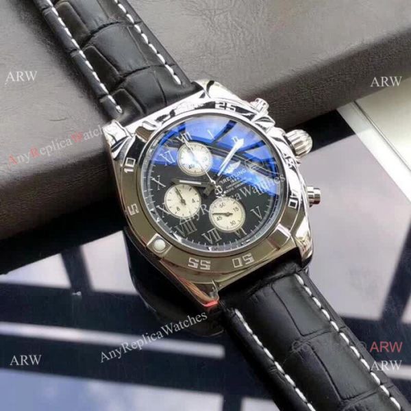 Breitling Chronomat B01 Chronograph Watches SS Roman Marker Breitling Chronomat B01 Chronograph Watches SS Roman Marker