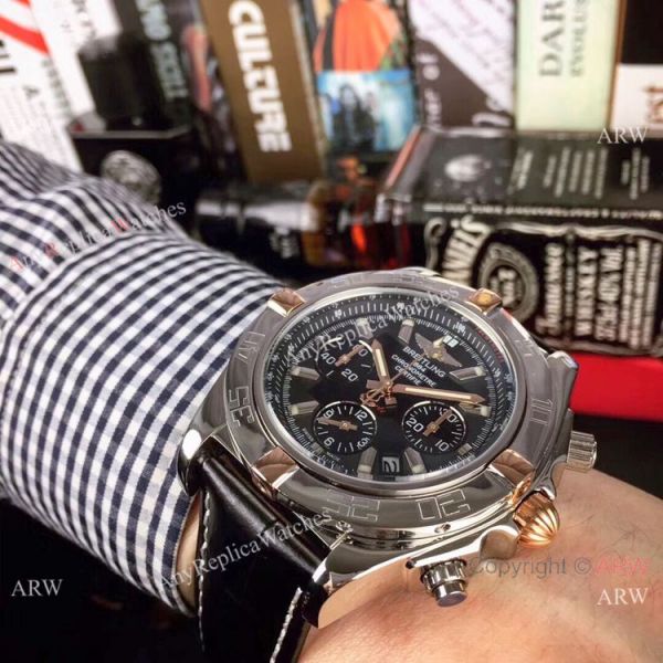 Replica Breitling Chronomat 01 Two Tone Rose Gold Watch Replica Breitling Chronomat 01 Two Tone Rose Gold Watch