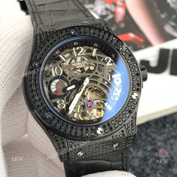 New replica Hublot Classic Fusion Rose Gold Diamond Watch Black Face New replica Hublot Classic Fusion Rose Gold Diamond Watch Black Face