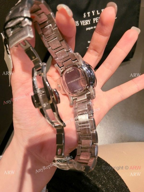 Replica Burberry Stainless Steel Black Dial Quartz Watch 34mm Women Replica Burberry Stainless Steel Black Dial Quartz Watch 34mm Women
