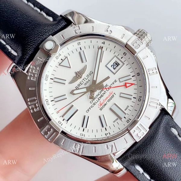 (GF) Swiss Grade Copy Breitling Avenger II GMT Watch White Dial Black Leather Band (GF) Swiss Grade Copy Breitling Avenger II GMT Watch White Dial Black Leather Band