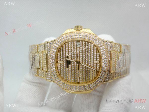 Swiss Replica Patek Philippe Nautilus Jumbo Gold Iced Out Watch 39.5mm Swiss Replica Patek Philippe Nautilus Jumbo Gold Iced Out Watch 39.5mm