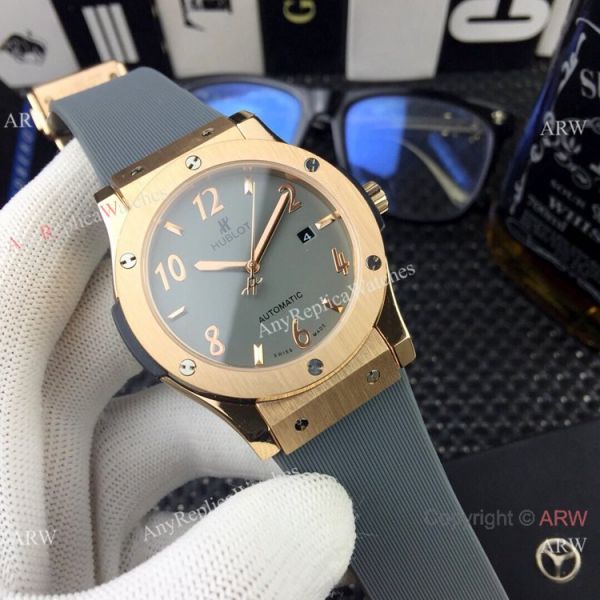 Replica Hublot Classic Fusion 43mm Watches Silver Dial Rose Gold Replica Hublot Classic Fusion 43mm Watches Silver Dial Rose Gold