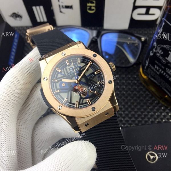 New Style Hublot Classic Fusion Rose Gold Bezel Rubber Strap Watches New Style Hublot Classic Fusion Rose Gold Bezel Rubber Strap Watches