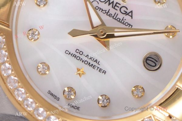Swiss Copy Omega Constellation 27mm 2-Tone White Mother of Pearl Dial Watch Swiss Copy Omega Constellation 27mm 2-Tone White Mother of Pearl Dial Watch