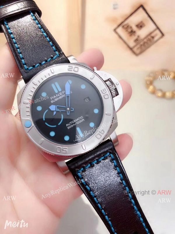 2019 Replica Panerai Submersible Mike Horn Edition PAM985 Watch Blue Markers 2019 Replica Panerai Submersible Mike Horn Edition PAM985 Watch Blue Markers