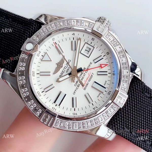 Noob V2 Breitling Avenger II GMT Swiss 2836 Watch White Face Diamond Bezel Noob V2 Breitling Avenger II GMT Swiss 2836 Watch White Face Diamond Bezel