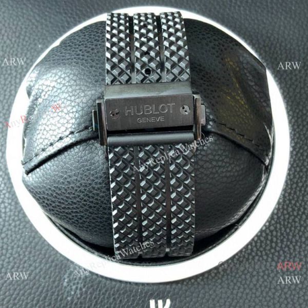 Swiss 7750 Hublot Big Bang Evolution Diamond Replica Watch All Black Swiss 7750 Hublot Big Bang Evolution Diamond Replica Watch All Black