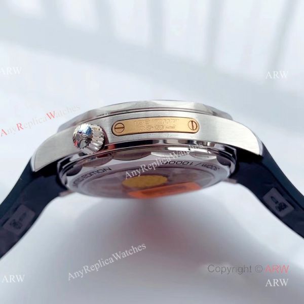 OM Factory Omega Seamaster Diver 300m Black Rubber Strap Omega 007 Replica Watch OM Factory Omega Seamaster Diver 300m Black Rubber Strap Omega 007 Replica Watch