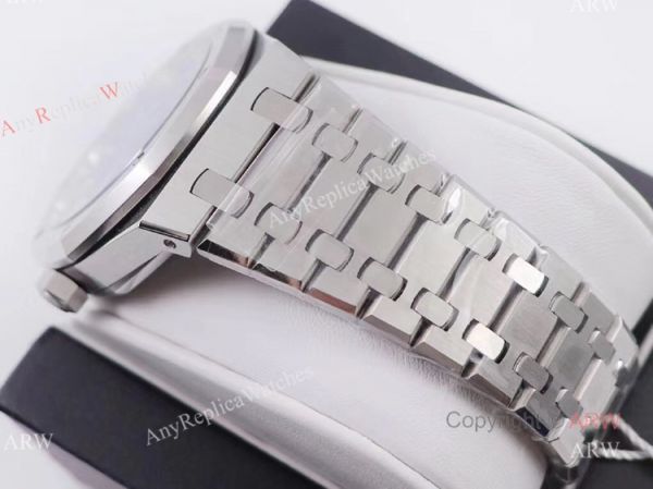 OM Factory New Upgraded Swiss Knockoff Audemars Piguet Royal Oak Silver Dial Mens Watch OM Factory New Upgraded Swiss Knockoff Audemars Piguet Royal Oak Silver Dial Mens Watch