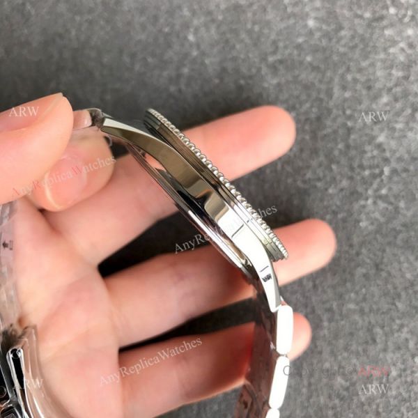 New Breitling Navitimer B01 ETA2824 Copy Watch 41mm New Breitling Navitimer B01 ETA2824 Copy Watch 41mm