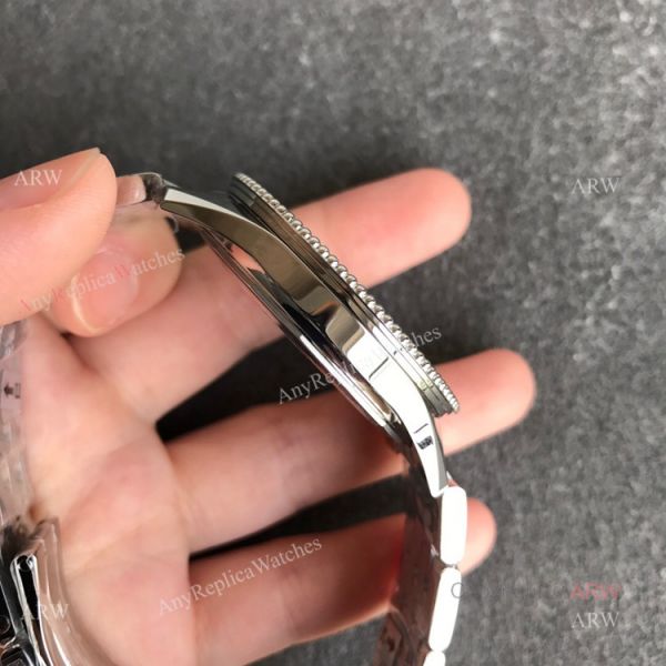 New Breitling Navitimer Automatic 41 Swiss Replica Watches New Breitling Navitimer Automatic 41 Swiss Replica Watches