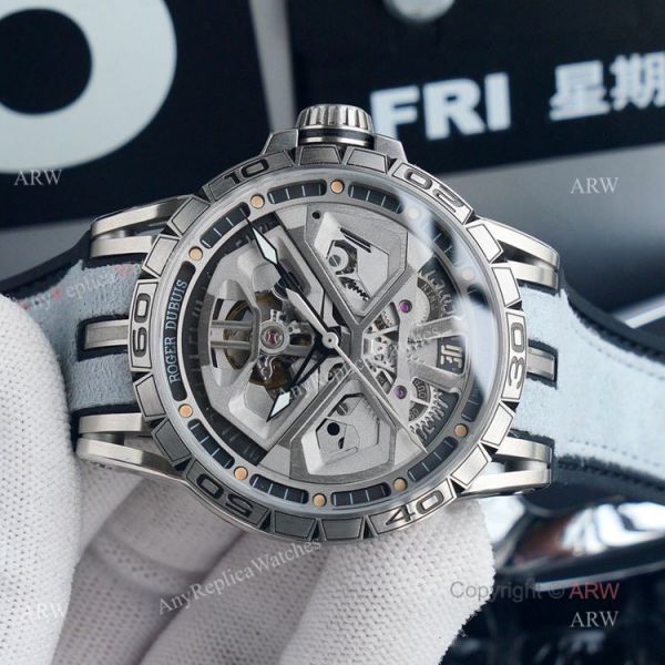 New Roger Dubuis Watch Replica Roger Dubuis Excalibur Huracan Men Watch New Roger Dubuis Watch Replica Roger Dubuis Excalibur Huracan Men Watch