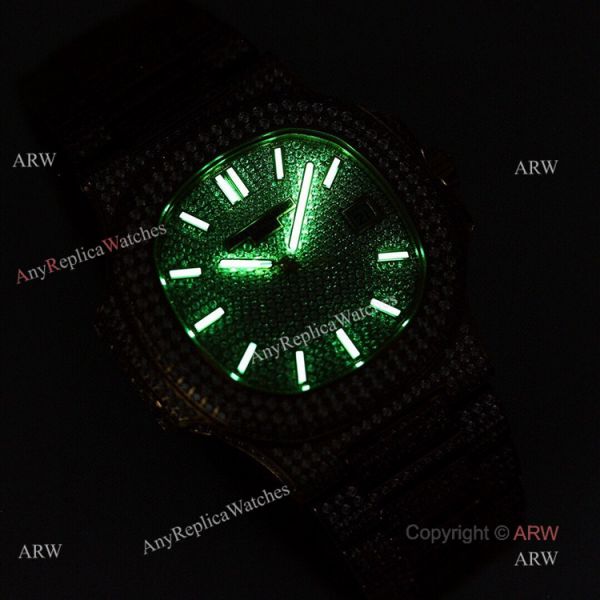 Iced Out Patek Philippe 5719 Patek Philippe Nautilus Bust Down All Gold Watch Replica Iced Out Patek Philippe 5719 Patek Philippe Nautilus Bust Down All Gold Watch Replica