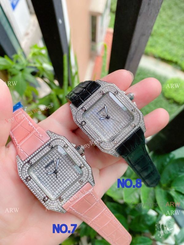Luxury Copy Cartier Santos de Quartz Watches Rose Gold Diamond Luxury Copy Cartier Santos de Quartz Watches Rose Gold Diamond